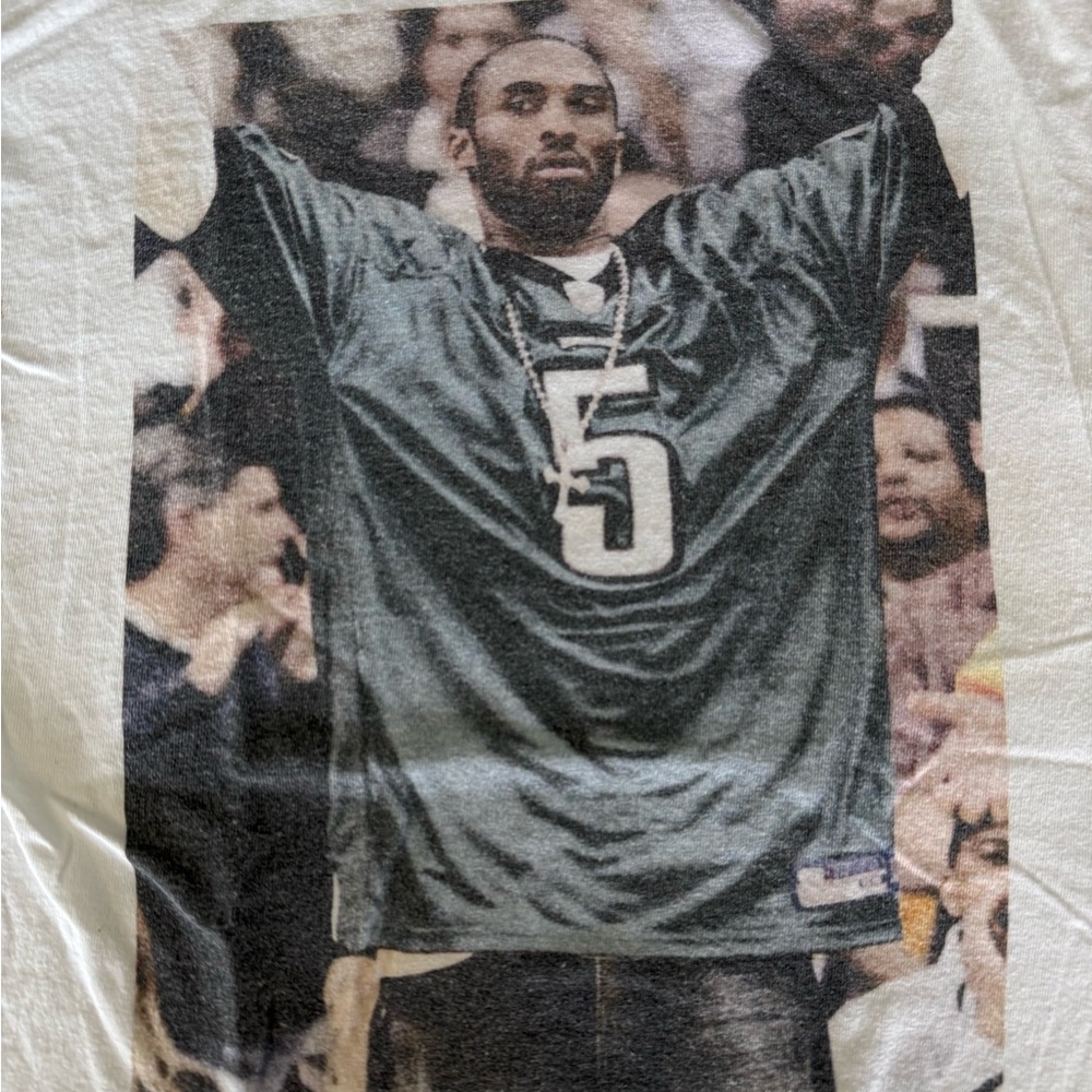 Vintage Kobe Bryant Philadelphia Eagles T Shirt
